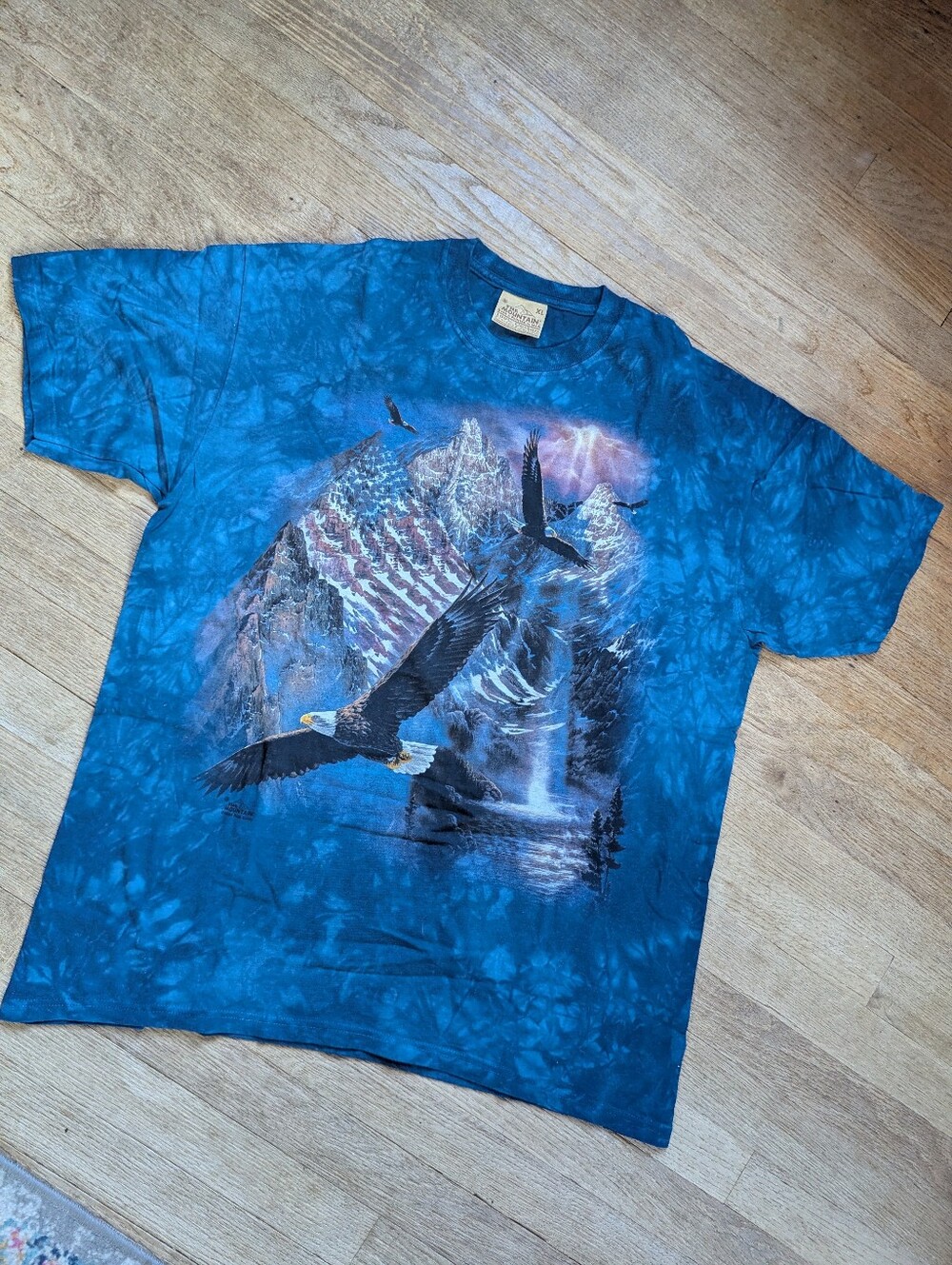 THE MOUNTAIN Blue Tie-Dye Eagle Graphic Tee LEATHER TAG 2004